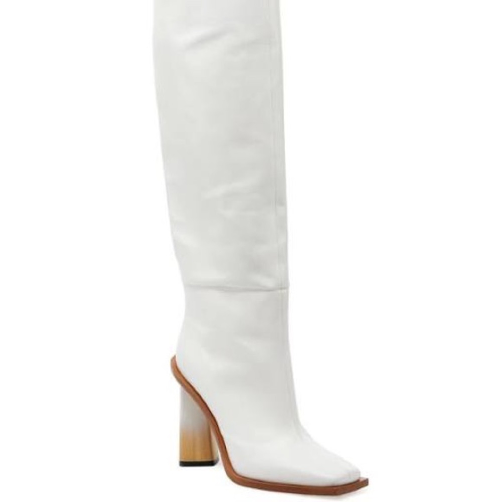 Givenchy  white show boot